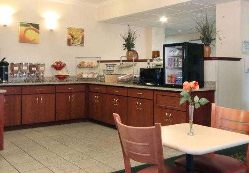 Fairfield Inn Erie Restaurant foto